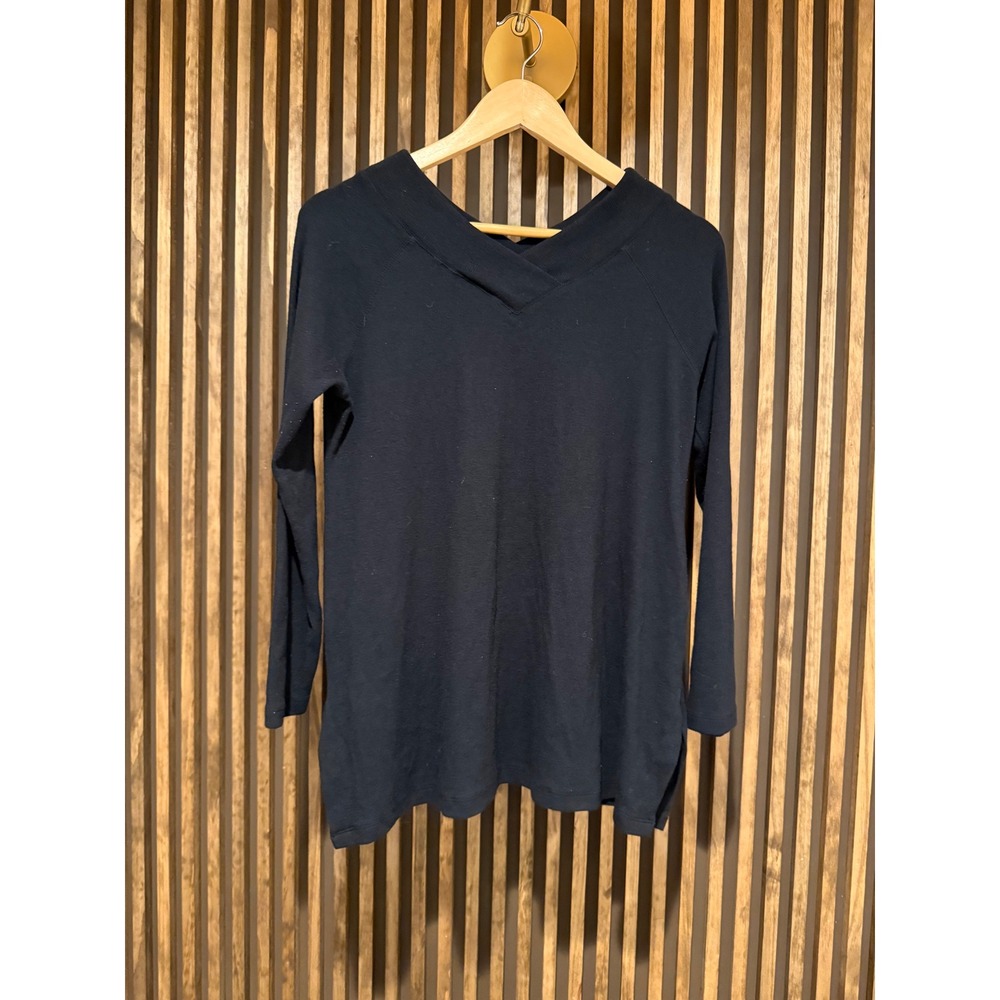 Soft Surroundings Medium Black‎ Long Sleeve V Neck Knit Top